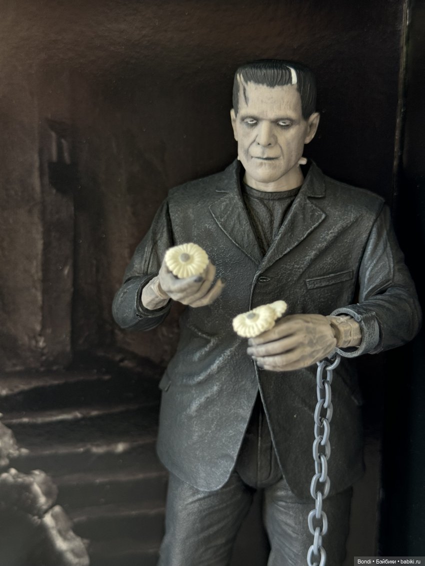 Frankenstein и ромашки — Коллекционные экшн (фото 2)
