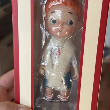 Новенький малыш Zeno.