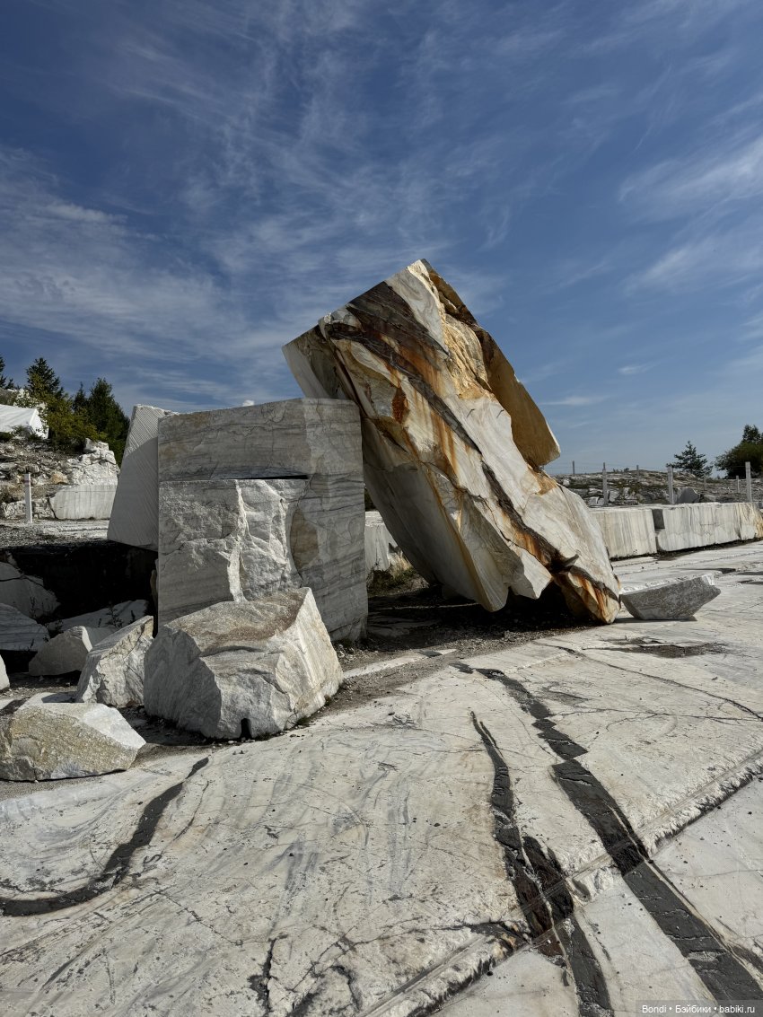 Мраморный карьер и 🐌 — Интересное и необычное: фотоподборки