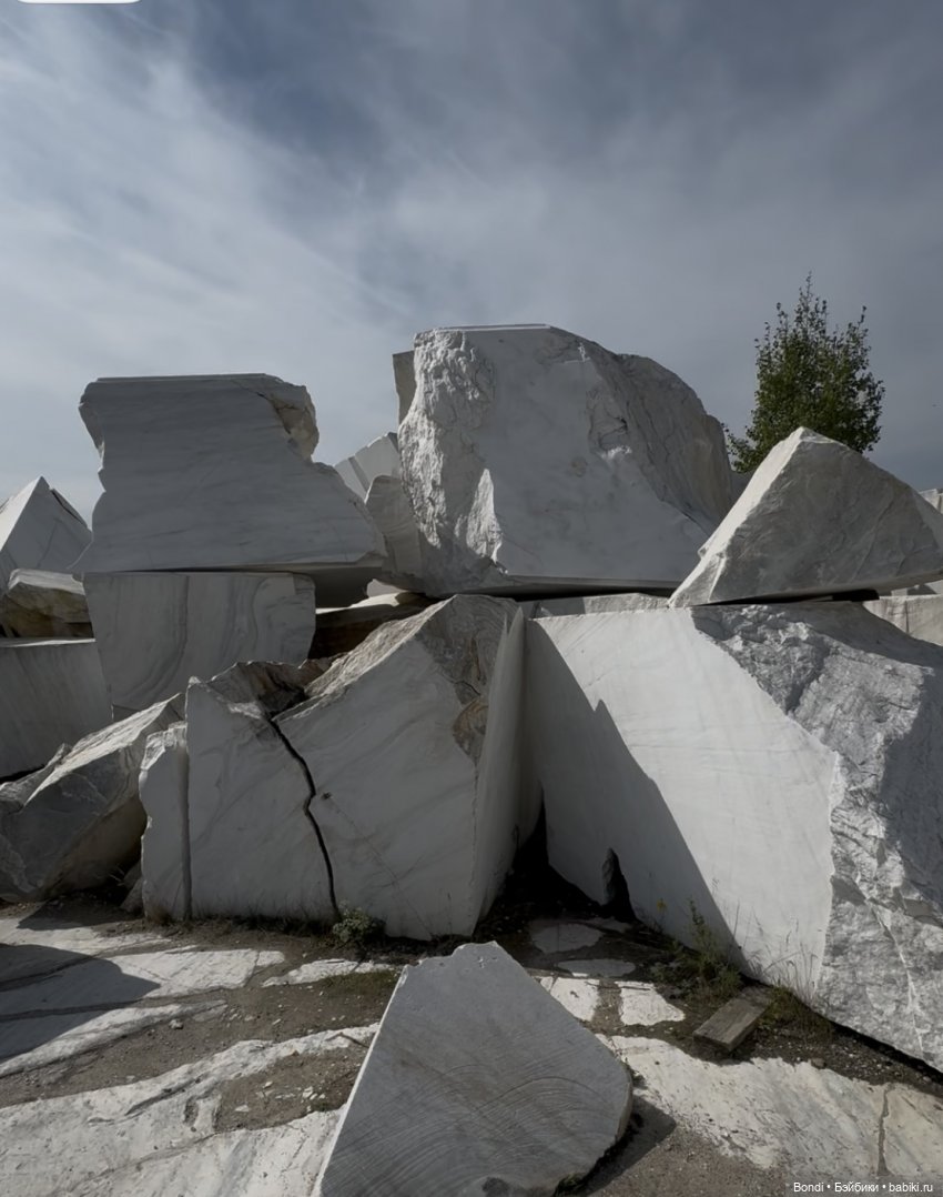 Мраморный карьер и 🐌 — Интересное и необычное: фотоподборки