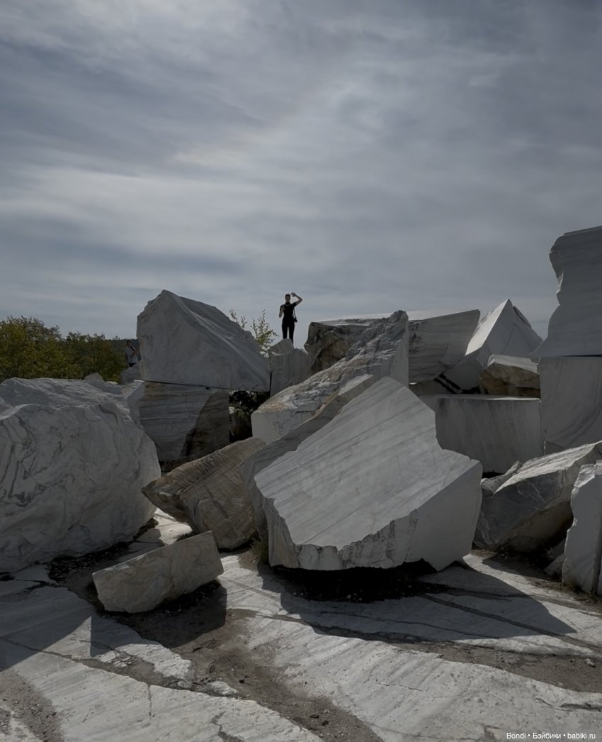 Мраморный карьер и 🐌 — Интересное и необычное: фотоподборки