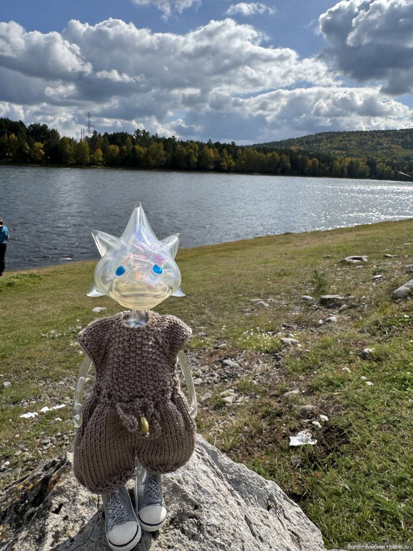 Прогулка на подвесном мосту над рекой Иркут пос.Шаманка