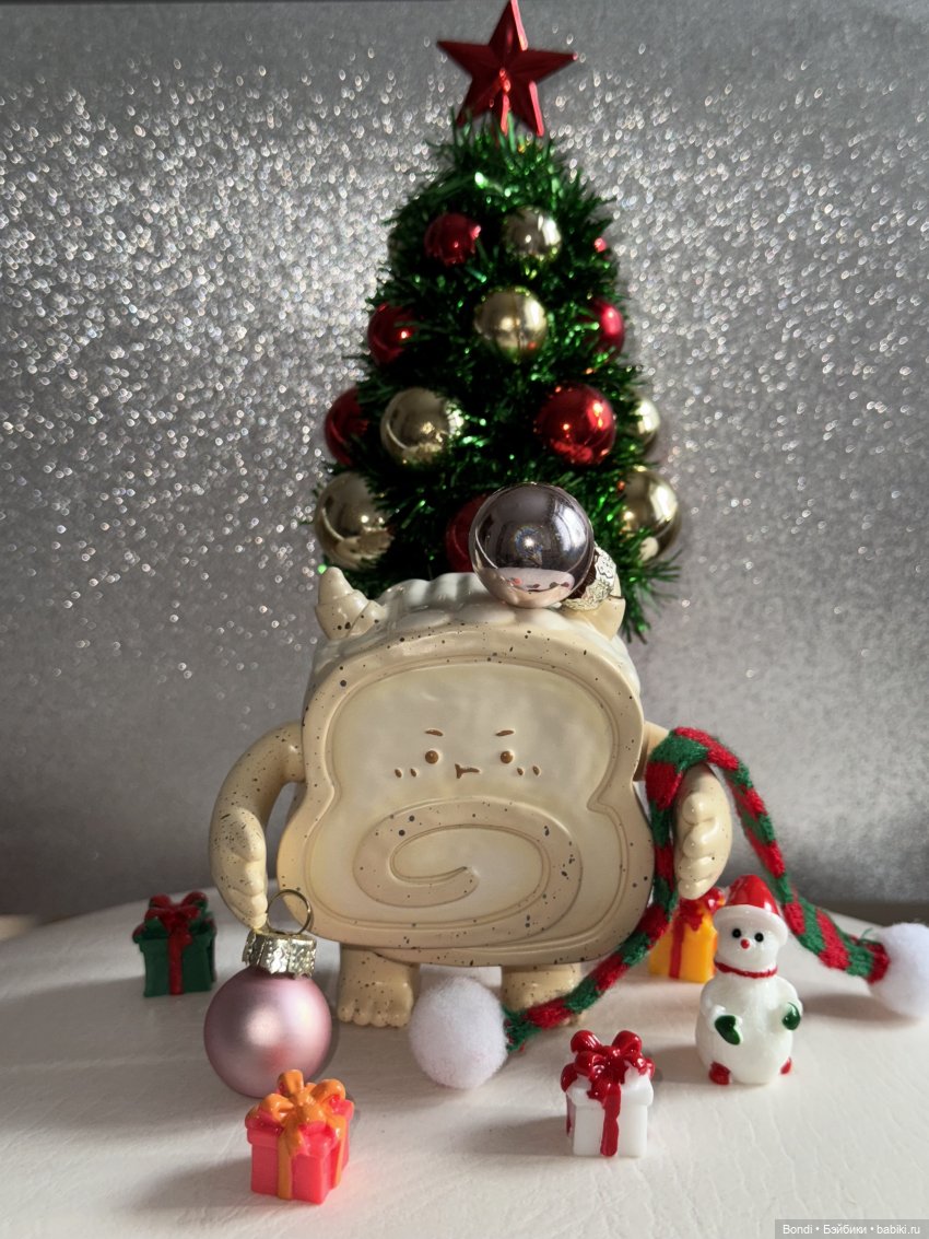 Новогодний фотосет с фигурками и куклами🎄 (фото 6)