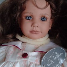 Britta от Ruth Treffeisen