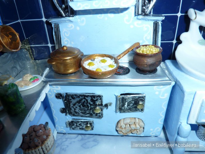 Продолжаю оформлять свой домик