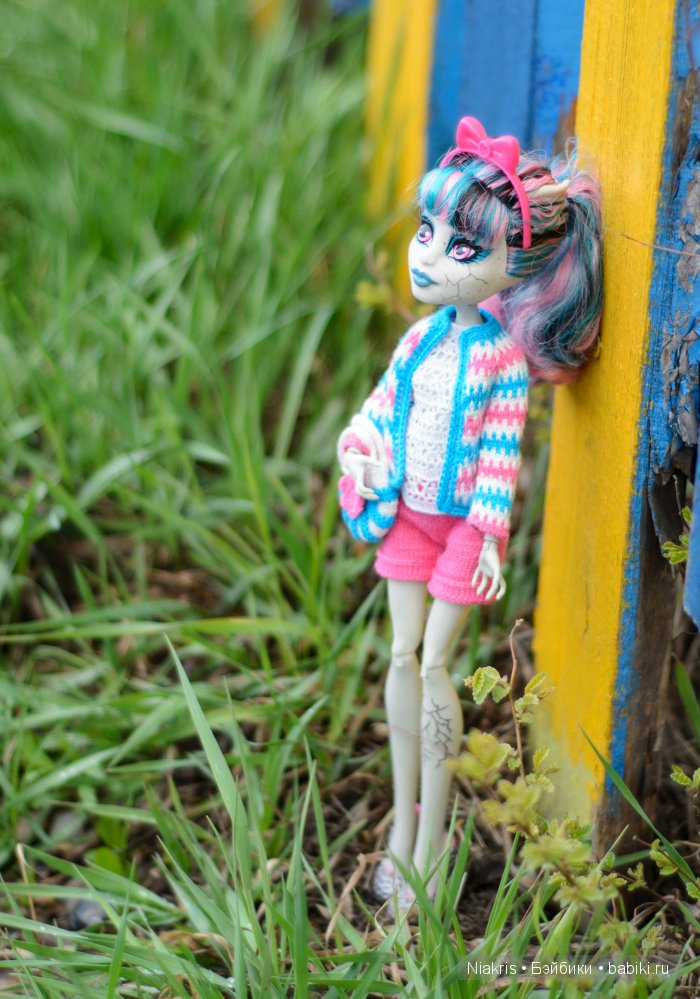 Вязаные наряды для милой Рошель, хвастико-пост