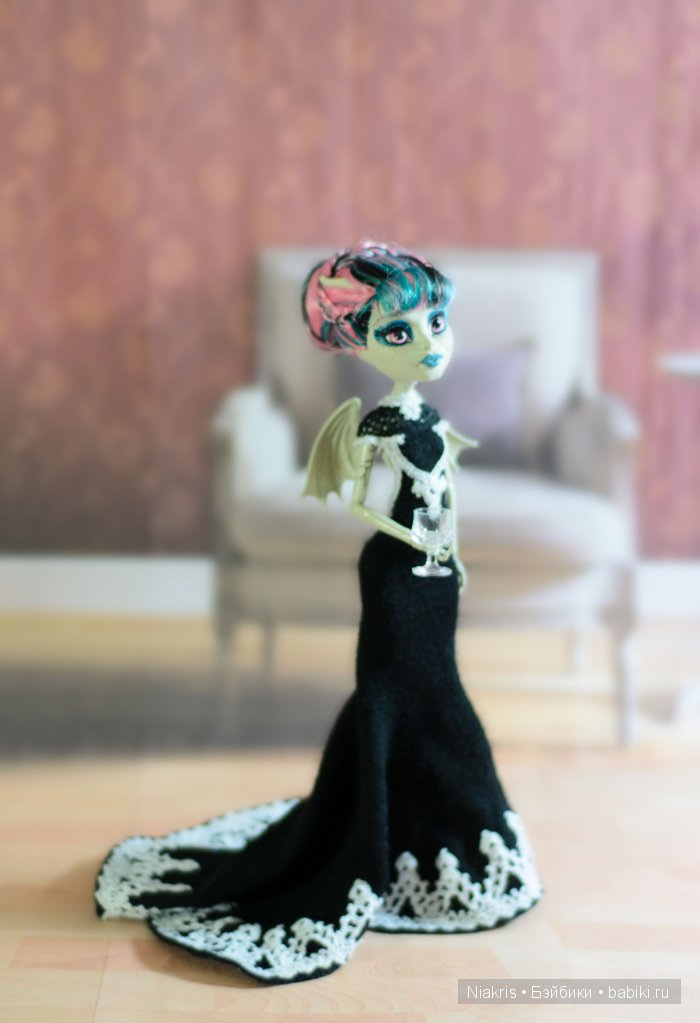 "Notre-Dame de Paris" — Куклы Monster High и Ever After High: G1 (фото 2)