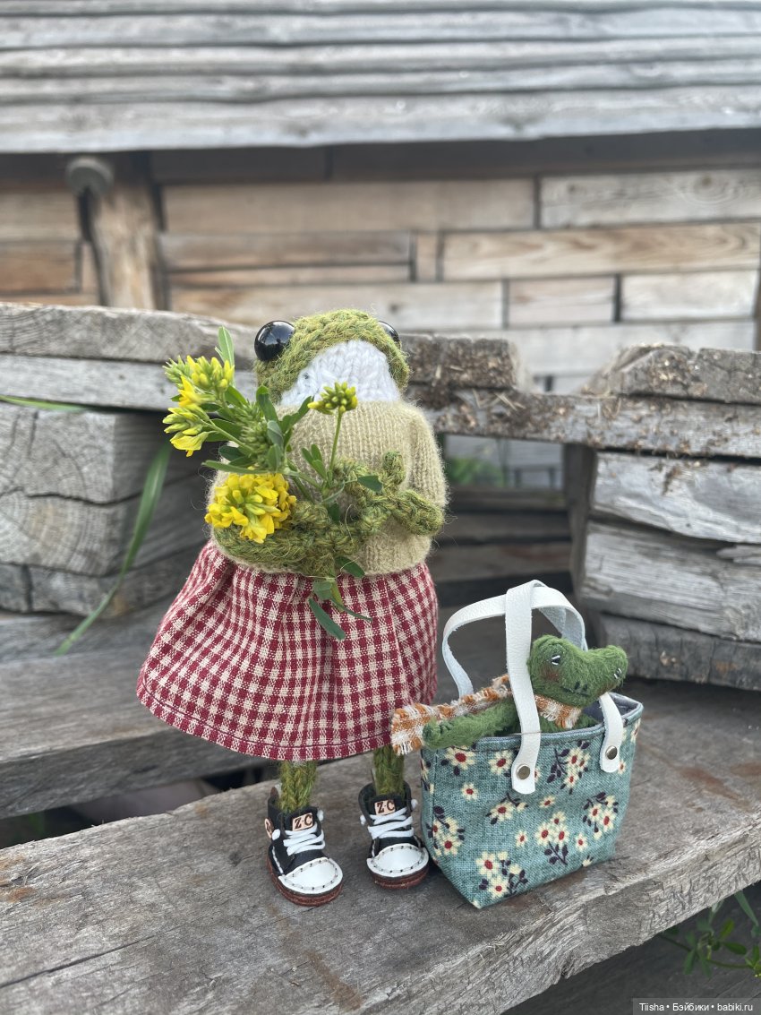 Лягушка - Квакушка — Вязаные игрушки и амигуруми: крючком
