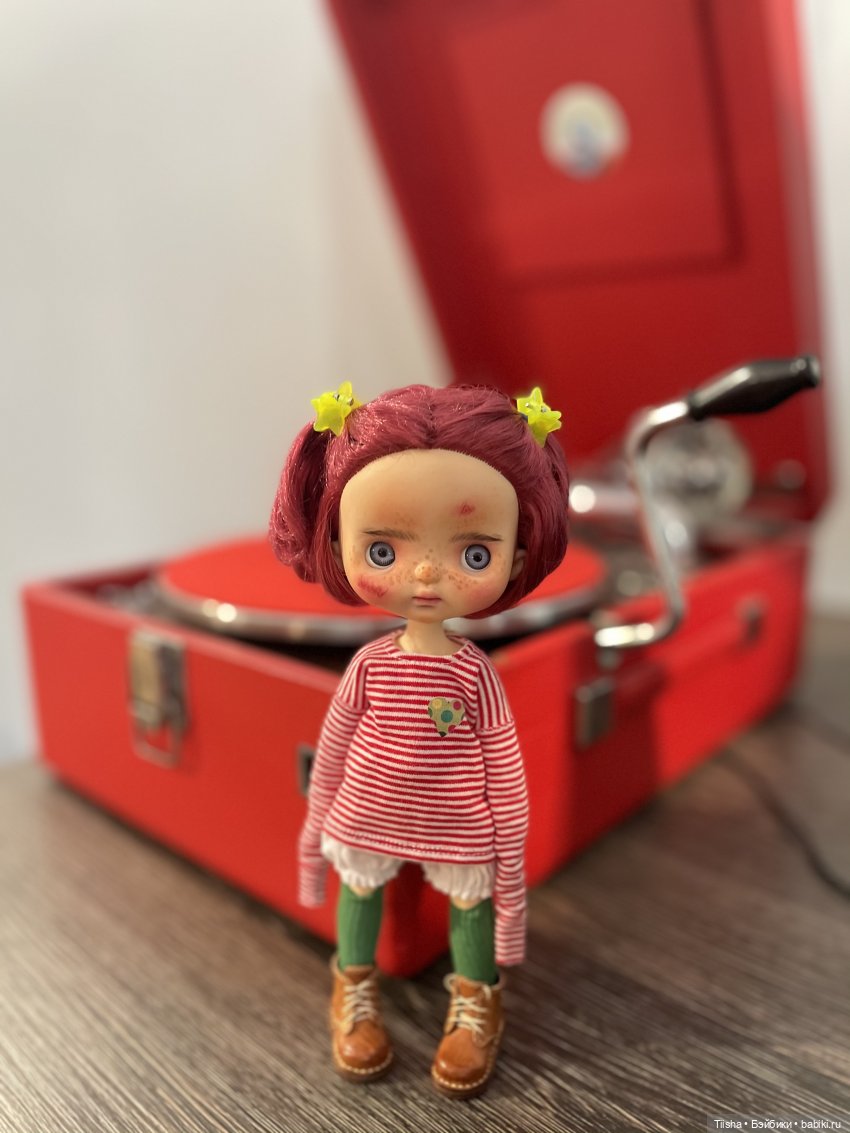 В музее ретро автомобилей с Holala