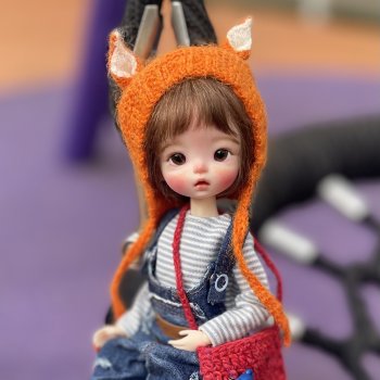 На детской площадке с Kkner