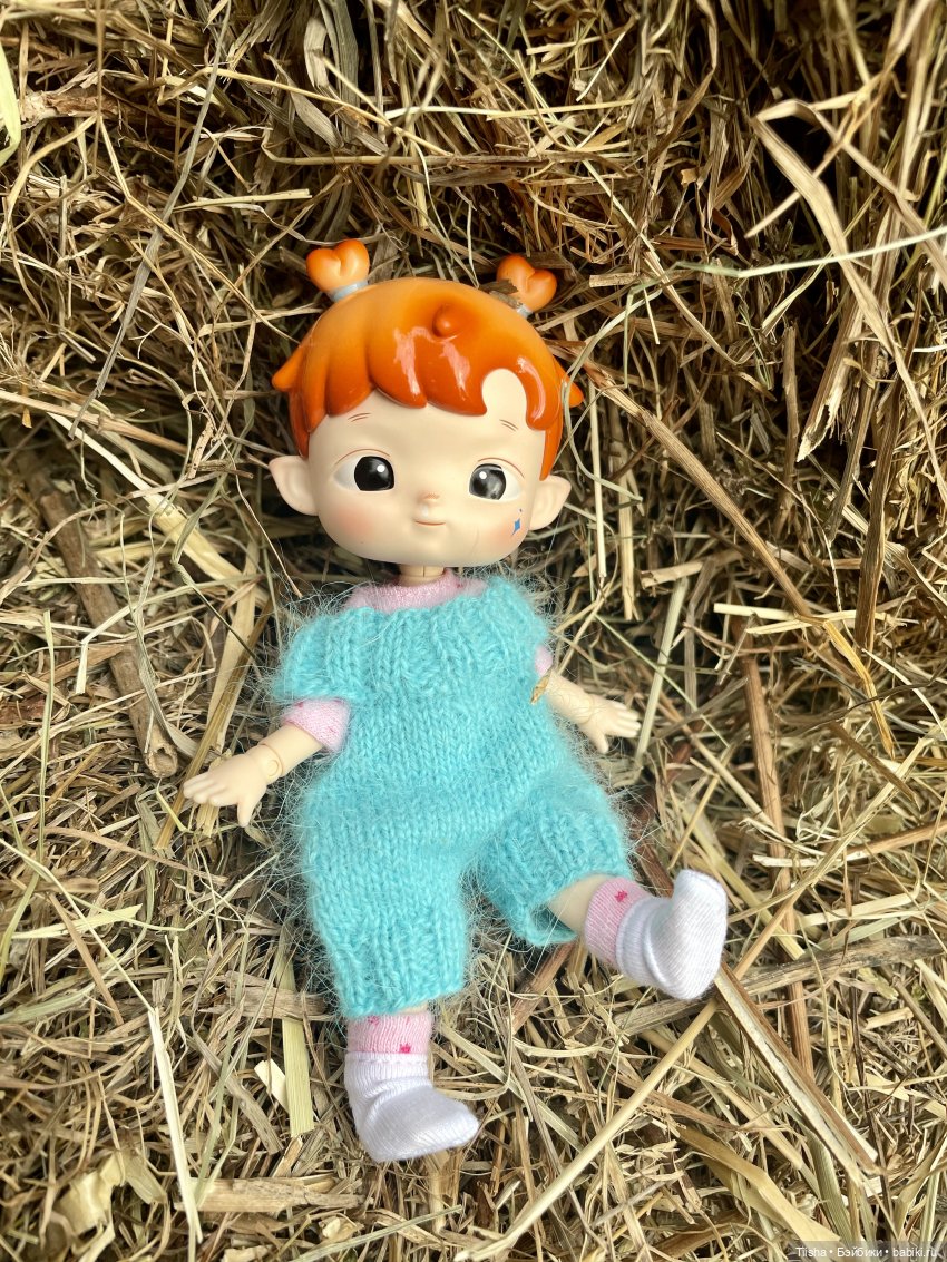 Hacipupu от Pop Mart на теле ymy