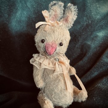 Зайка Тедди от Эммы Балыковой