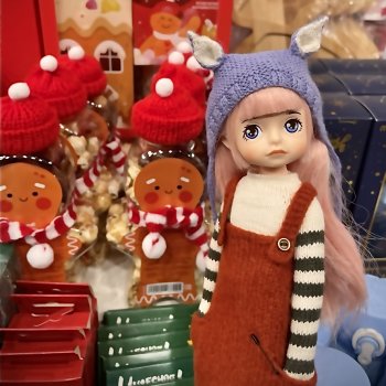 Tootooshow Forest doll