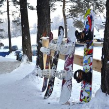 Очень активный отдых. Конечно с куклами, лыжами, тюбингами...