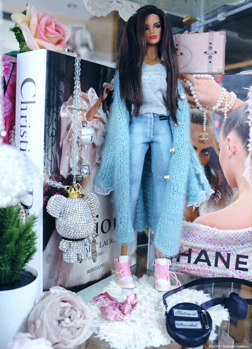 Пушисто-кружевное для взрослых девочек