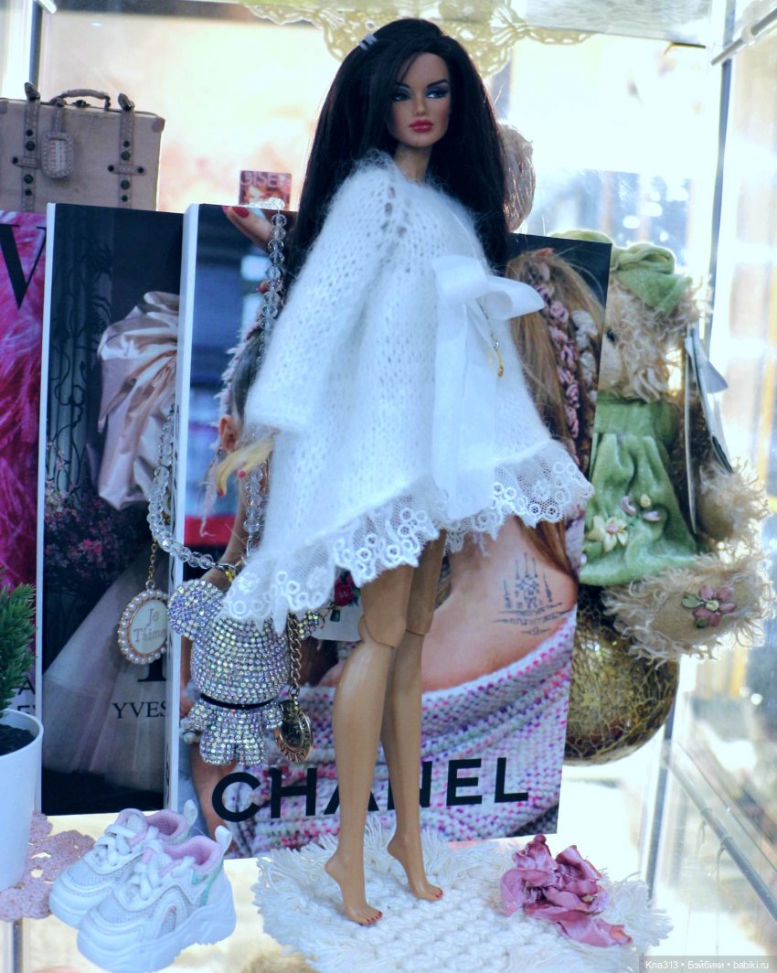 Пушисто-кружевное для взрослых девочек