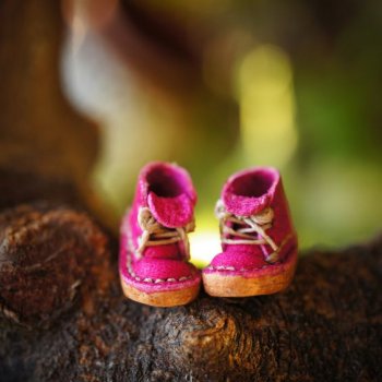 Очень нужна микрообувь и наноодежда