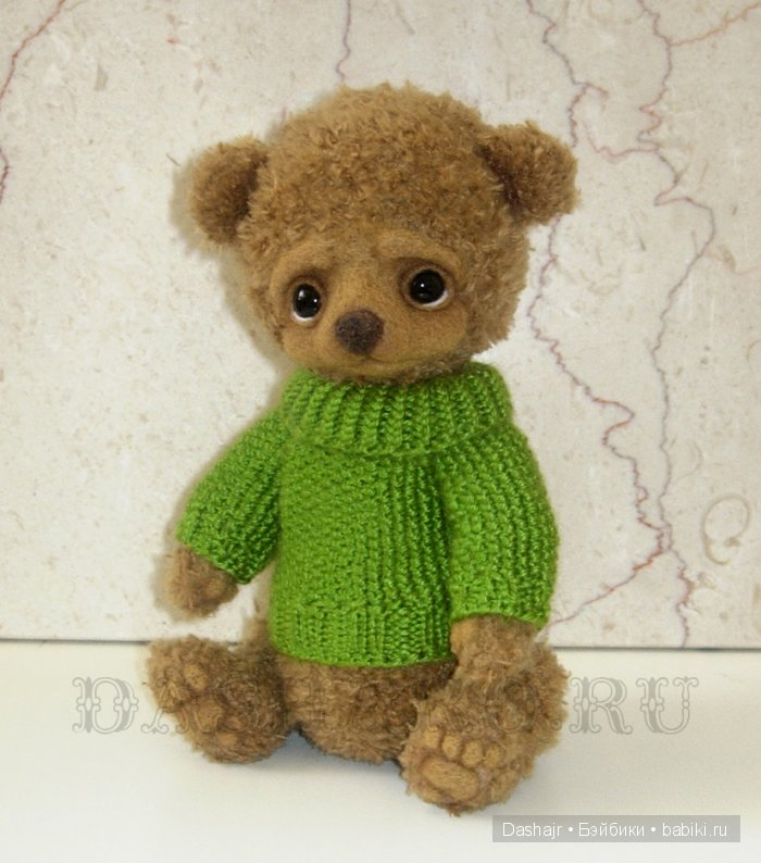 Малыш Тедди, игрушка вязанная спицами