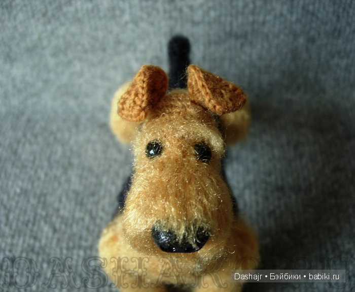Эрдельтетьер, игрушка вязанная крючком (фото 4)