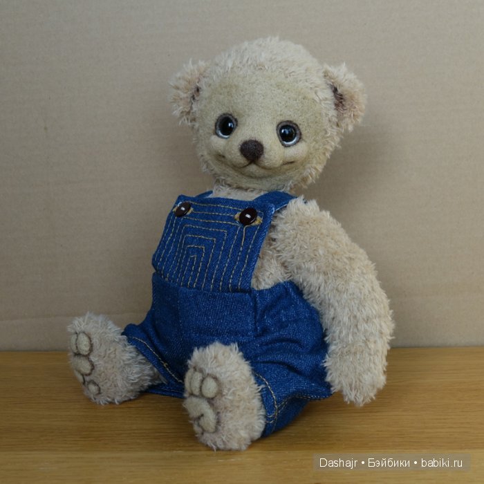 Мишутка, игрушка вязанная спицами