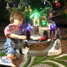 Маленькие Плюшечки поздравляют всех с наступающим Старым Новым Годом