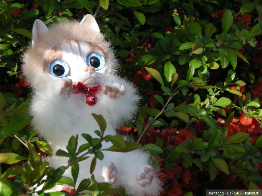 Маши и наша весна — Куклы Маша и Медведь (Simba): Маша в кармашке