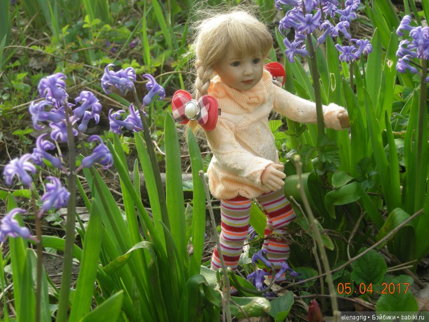 Куклы с цветами