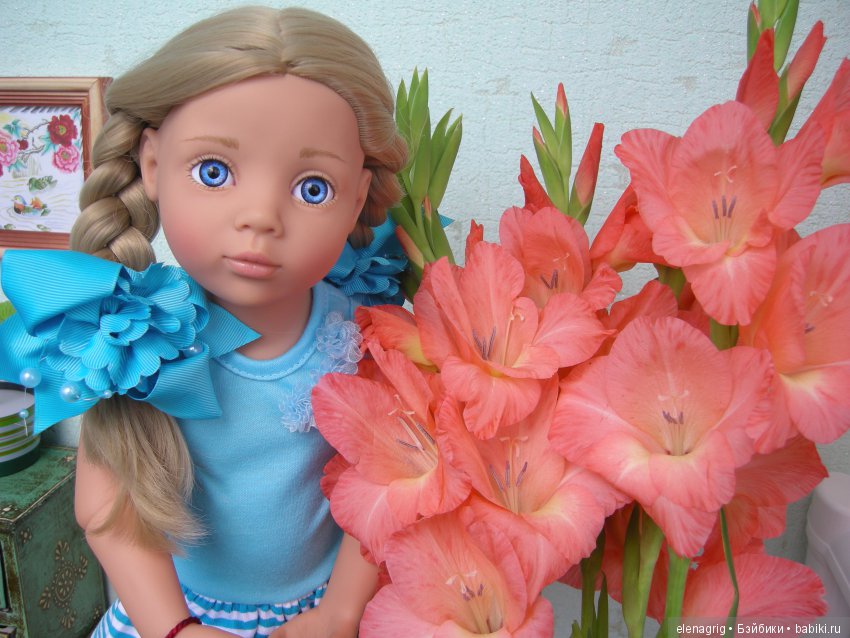Куклы с цветами