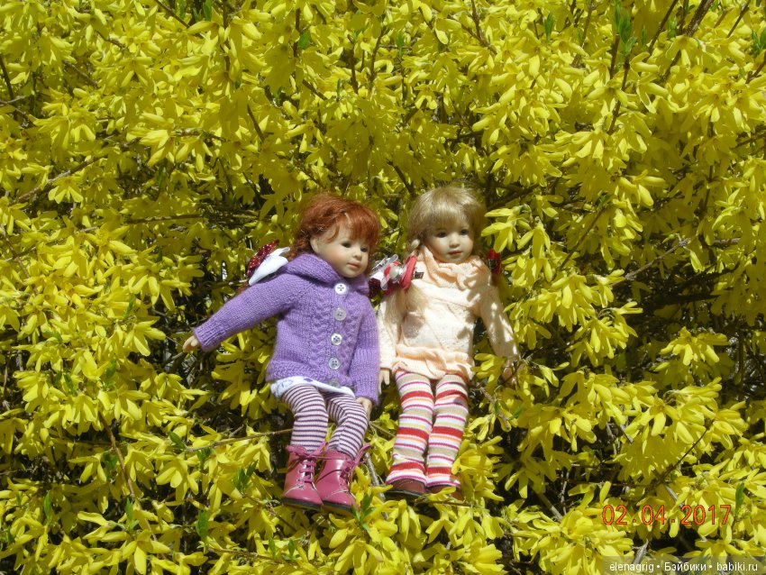 Куклы с цветами