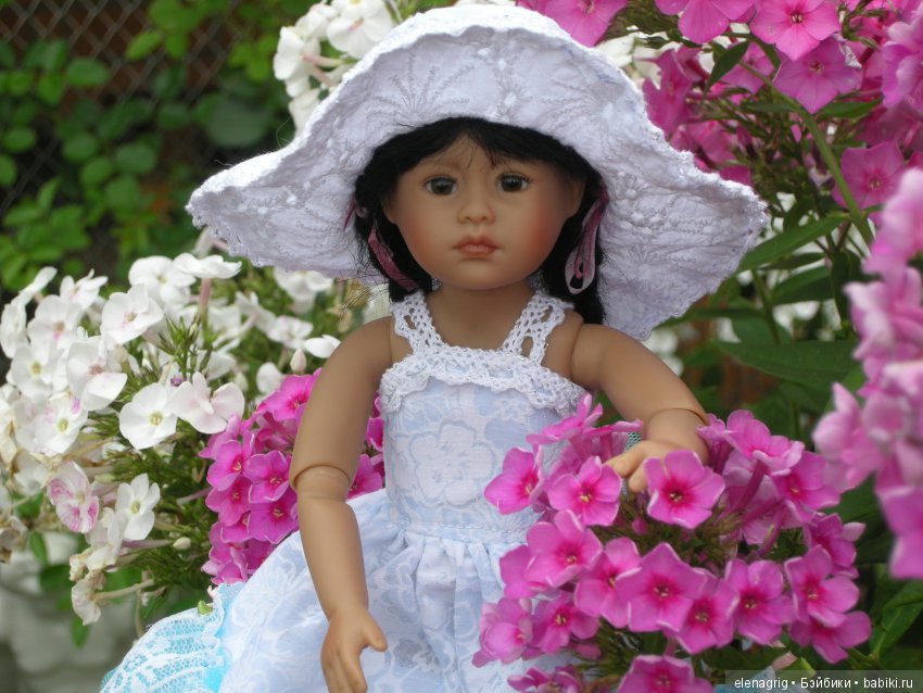 Куклы с цветами