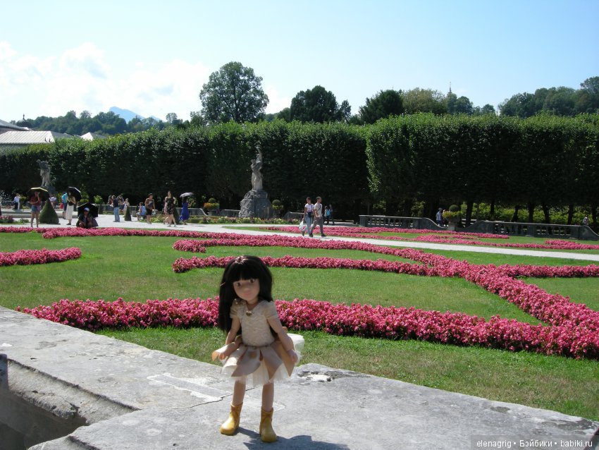 Луна Крузелинг путешествует по Австрии