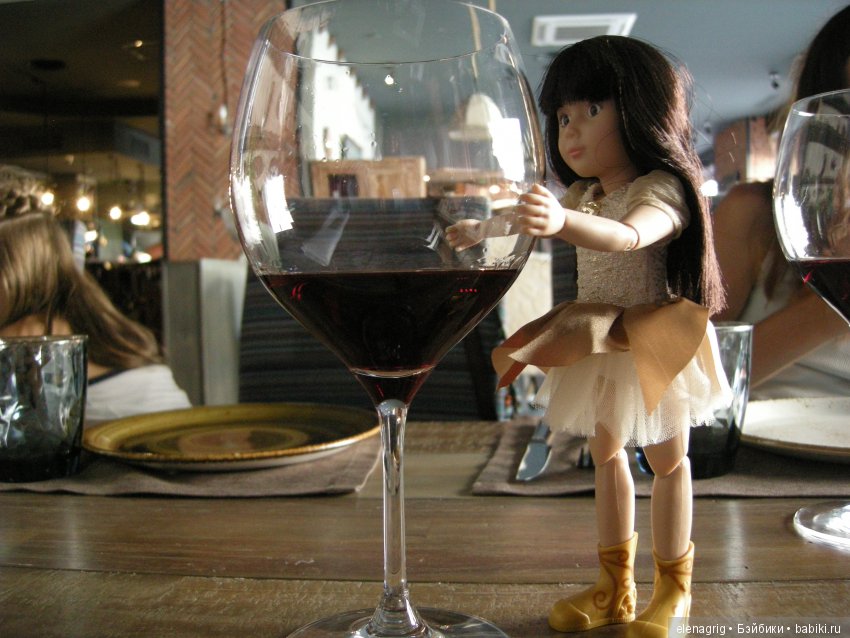 Луна Крузелинг путешествует по Австрии. Часть вторая