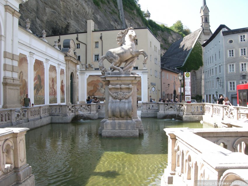 Луна Крузелинг путешествует по Австрии