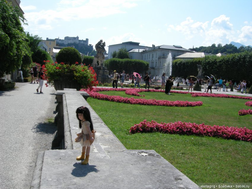 Луна Крузелинг путешествует по Австрии