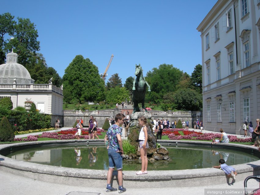 Луна Крузелинг путешествует по Австрии