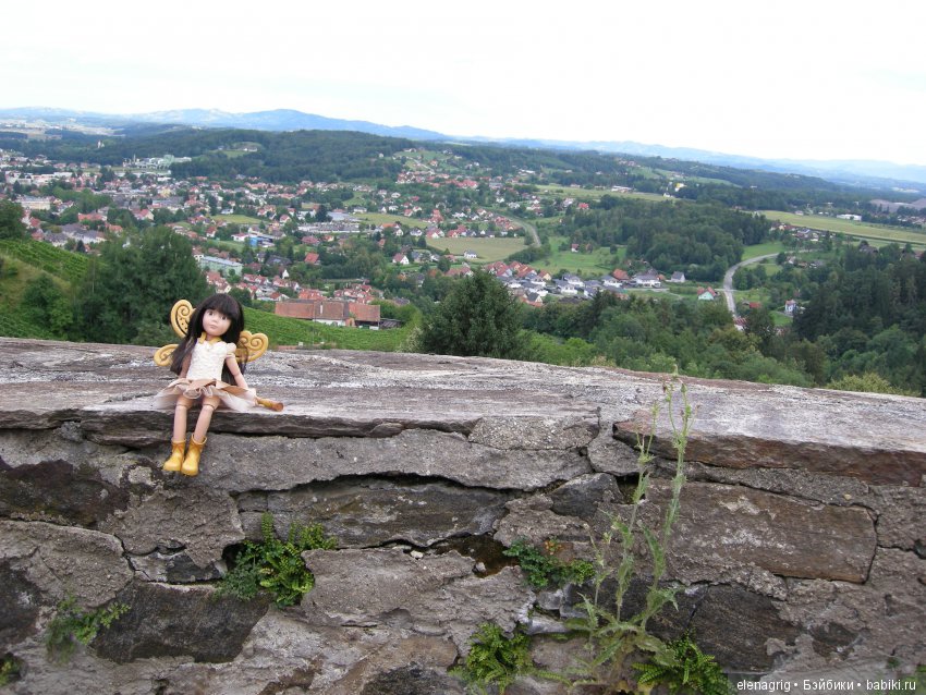 Луна Крузелинг путешествует по Австрии