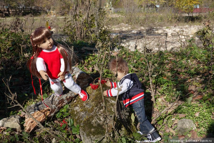 Воскресная прогулка Роберта и Ксюши. Куклы Kidz'n'Cats