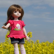 Натуся в весеннем лесу