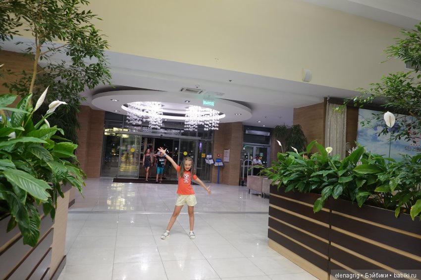 Сочи, Сочи, Сочи, ласковые ночи, золотые дни