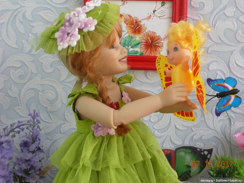 кукла в шляпке