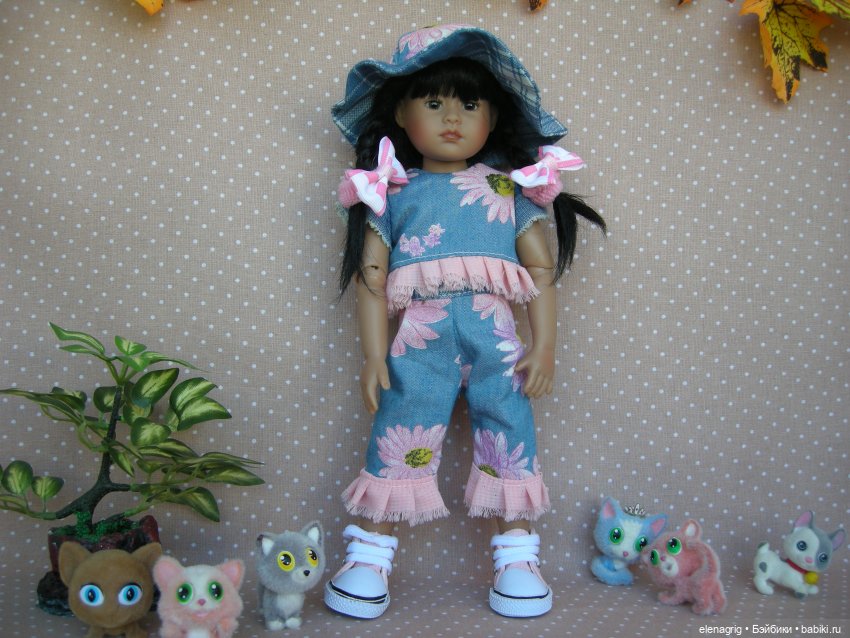 кукла в шляпке