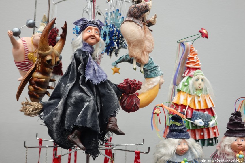 Выставка кукол