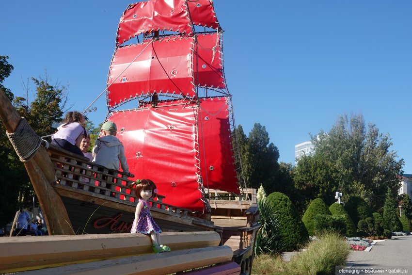 Анапа в октябре | Бэйбики Анапа в октябре — Куклы Ruby Red (Руби Ред) Fashion Friends: Siblies (фото 4)