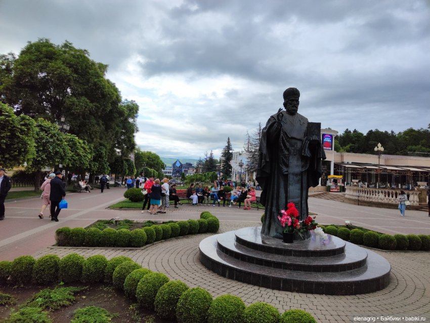 Юбилей в Кисловодске — Куклы Ruby Red (Руби Ред) Fashion Friends: Siblies