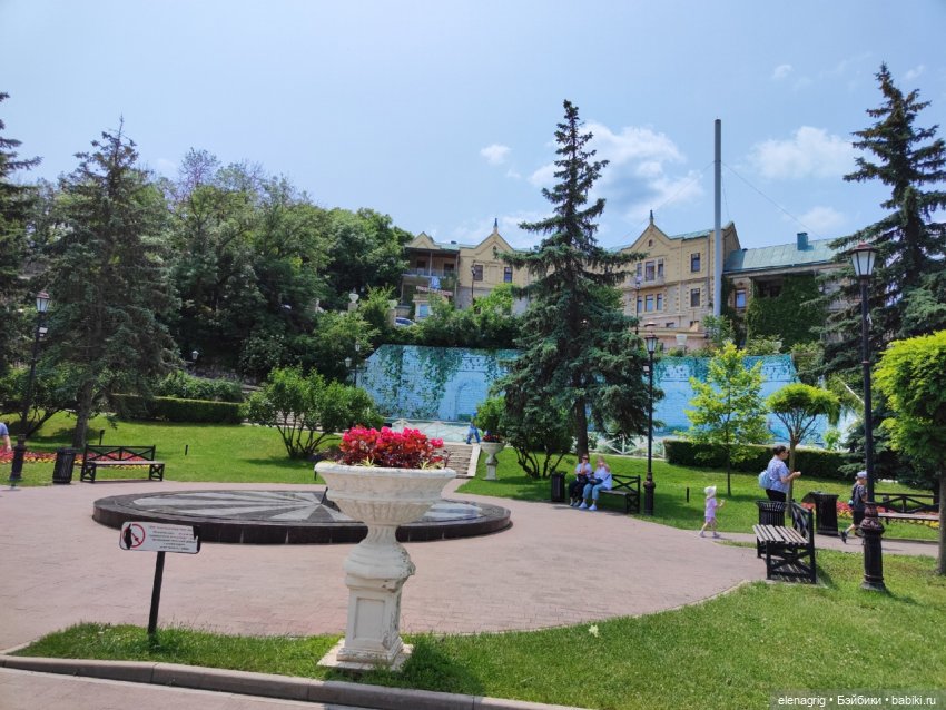 Гуляем по Пятигорску — Куклы Ruby Red (Руби Ред) Fashion Friends: Siblies