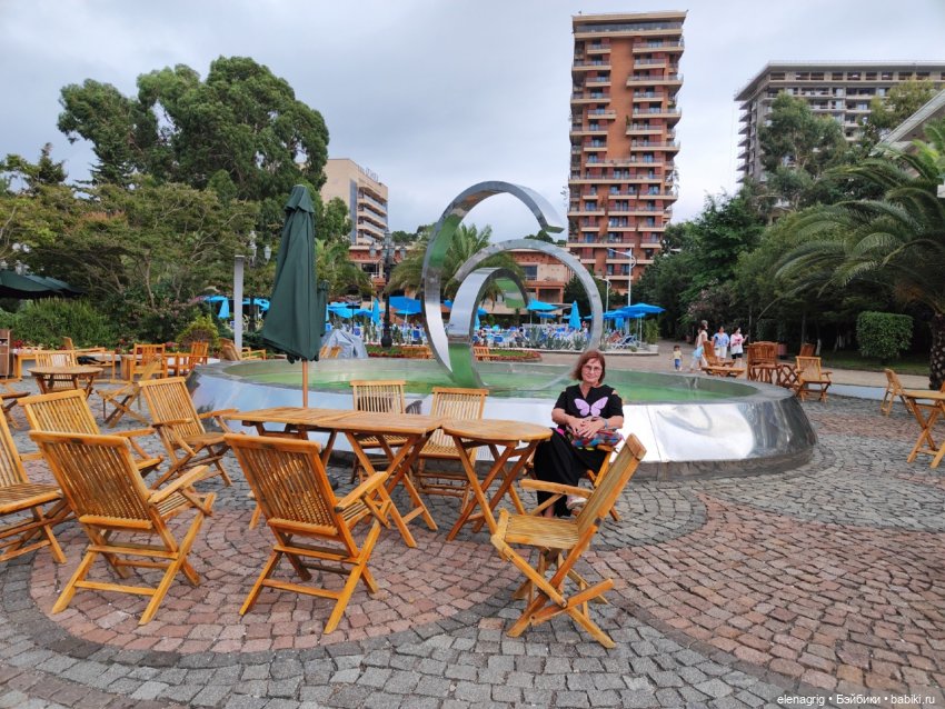 Розовый фламинго в лучах заката или воспоминания о лете