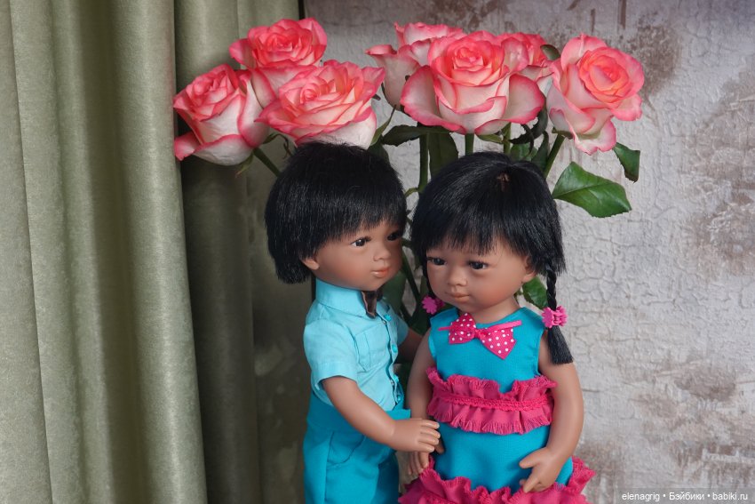 Куклы и розы — Коллекции игровых кукол (Playline): фото полок (фото 2)