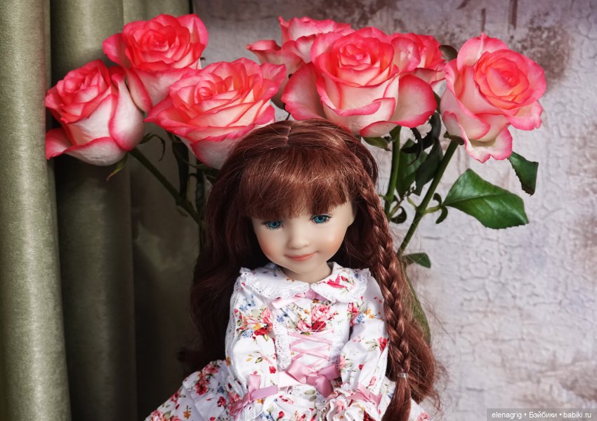 Куклы и розы — Коллекции игровых кукол (Playline): фото полок