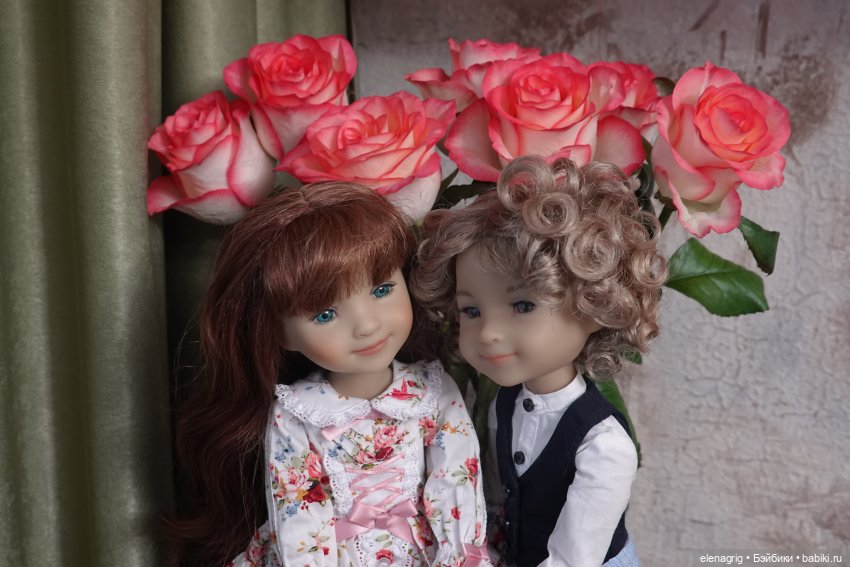 Куклы и розы — Коллекции игровых кукол (Playline): фото полок