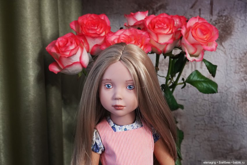 Куклы и розы — Коллекции игровых кукол (Playline): фото полок